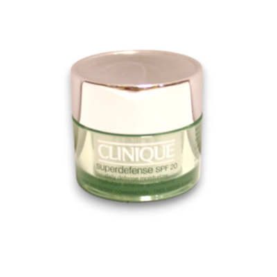 Clinique, Superdefense,...